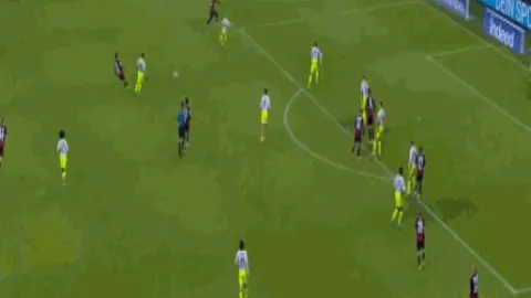 埃亚拉爆冷2-1逆转佩古拉，迈阿密站决赛迎战萨巴伦卡逐鹿冠军